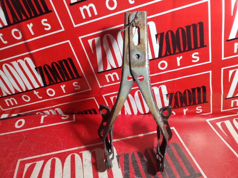 Петля (Шарнир капота), 500 рублей, Красноярск