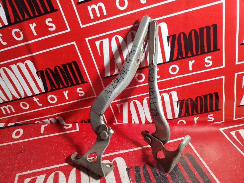 Петля (Шарнир капота), 500 рублей, Красноярск