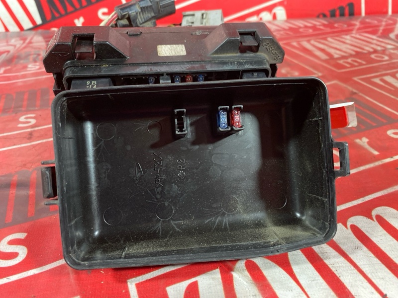 Блок реле и предохранителей, 1000 рублей, Солонцы