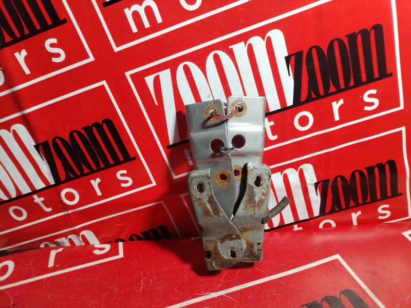 Петля (Шарнир капота), 400 рублей, Красноярск