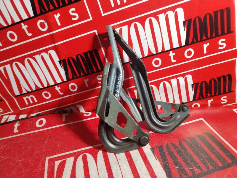 Петля (Шарнир капота), 500 рублей, Красноярск