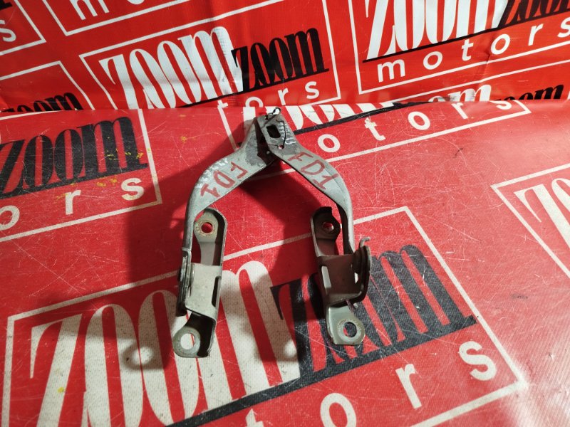 Петля (Шарнир капота), 700 рублей, Красноярск