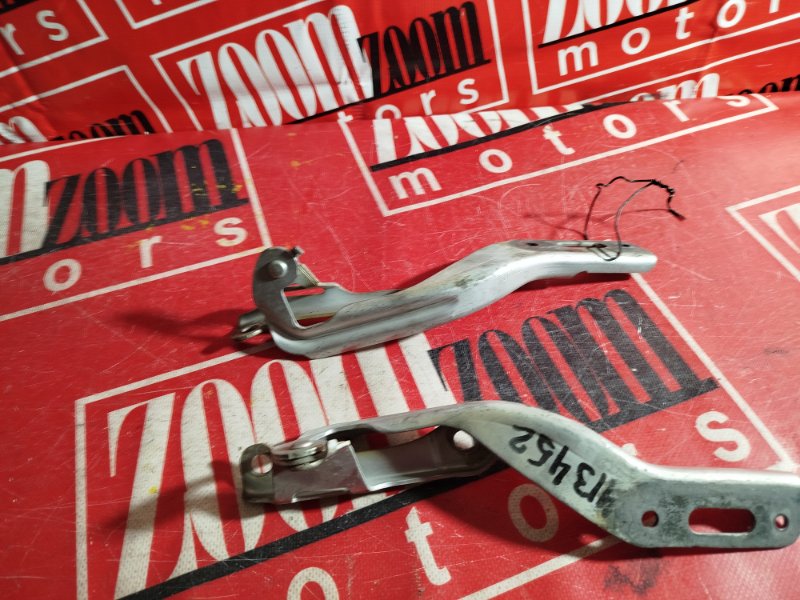 Петля (Шарнир капота), 700 рублей, Красноярск