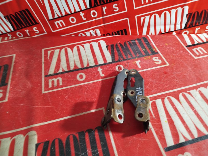 Петля (Шарнир капота), 500 рублей, Красноярск