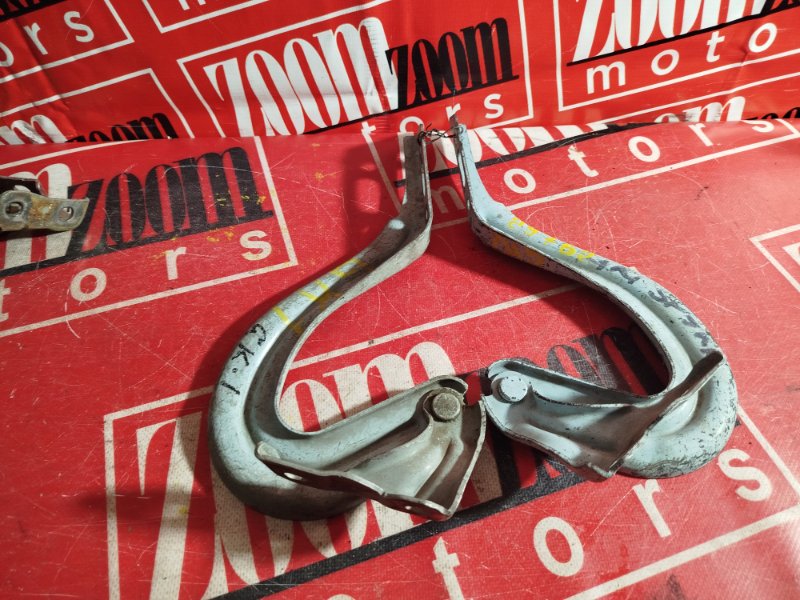 Петля (Шарнир капота), 600 рублей, Красноярск