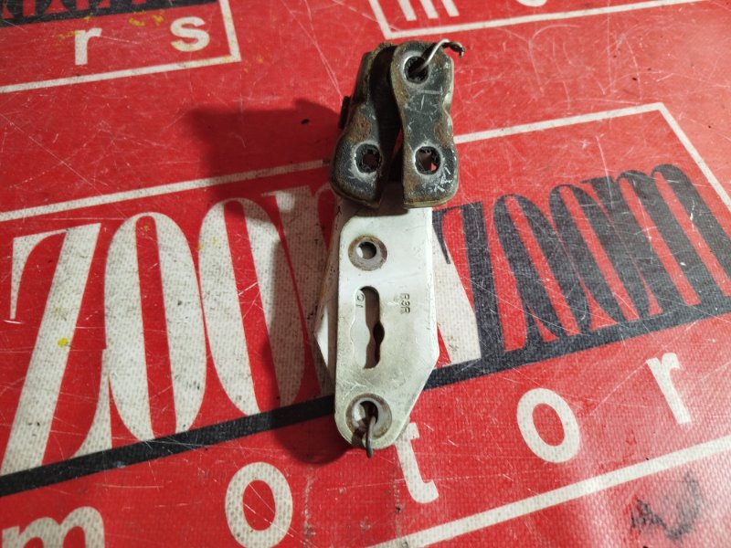 Петля (Шарнир капота), 500 рублей, Красноярск