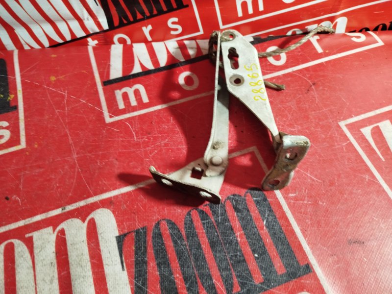 Петля (Шарнир капота), 500 рублей, Красноярск