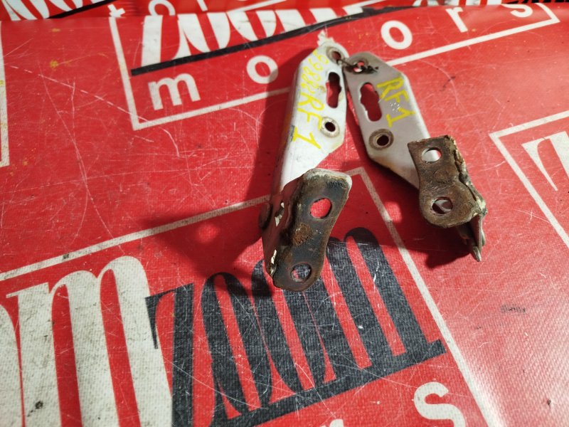 Петля (Шарнир капота), 500 рублей, Красноярск