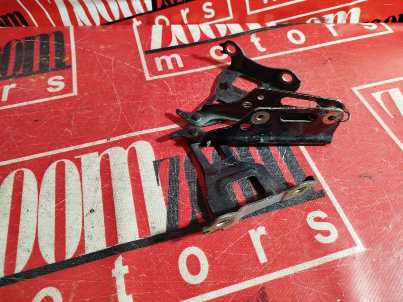 Петля (Шарнир капота), 4300 рублей, Красноярск