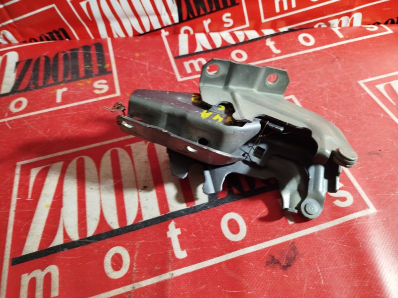 Петля (Шарнир капота), 1000 рублей, Красноярск