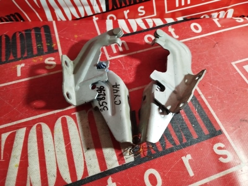 Петля (Шарнир капота), 1000 рублей, Красноярск