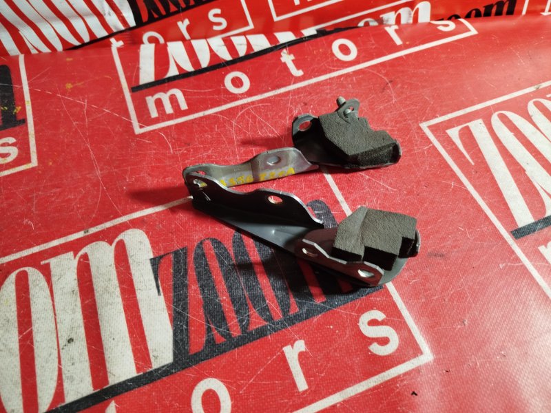 Петля (Шарнир капота), 400 рублей, Красноярск