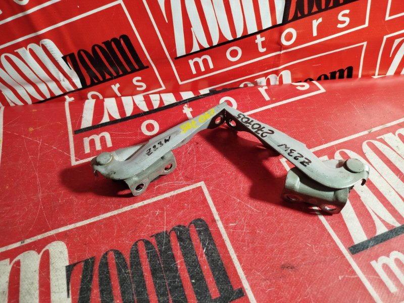 Петля (Шарнир капота), 400 рублей, Красноярск