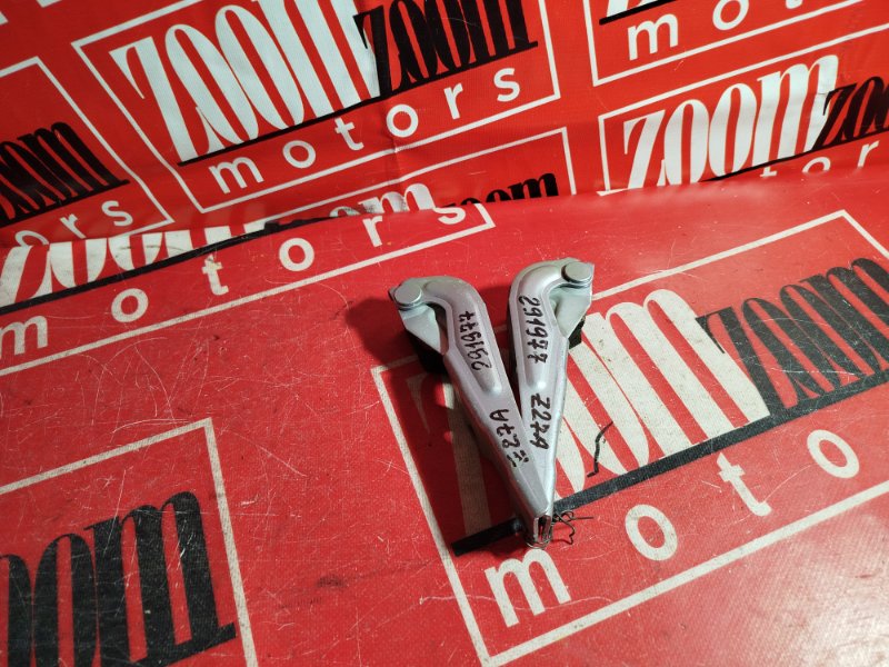 Петля (Шарнир капота), 400 рублей, Красноярск