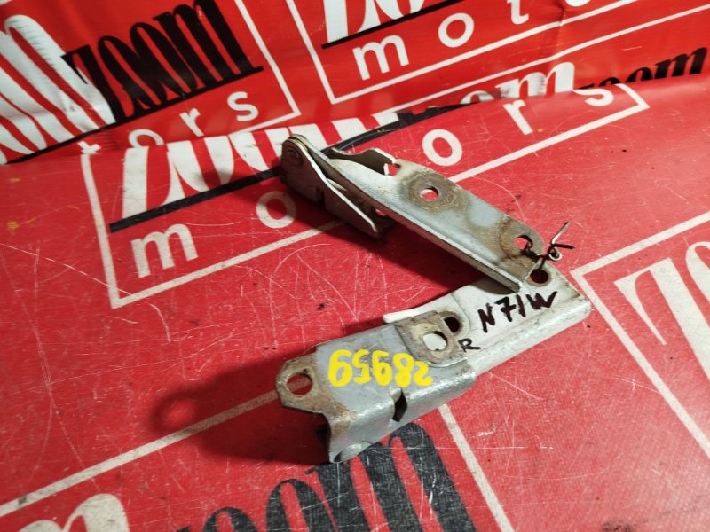 Петля (Шарнир капота), 500 рублей, Красноярск