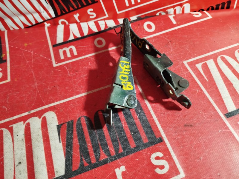 Петля (Шарнир капота), 500 рублей, Красноярск