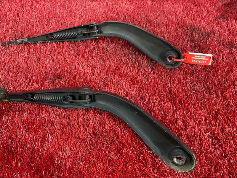 Щетка стеклоочистителя, 2000 рублей, Солонцы