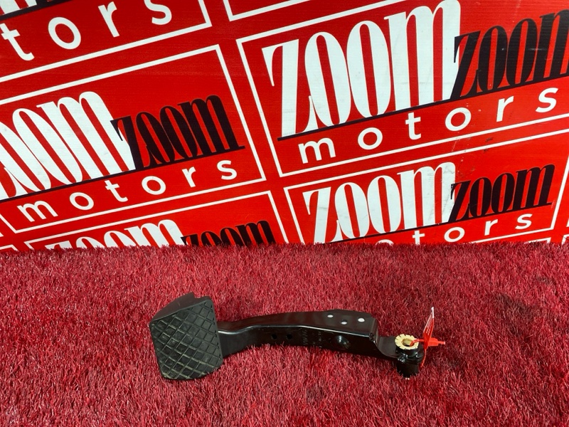 Педаль тормоза, 1000 рублей, Солонцы