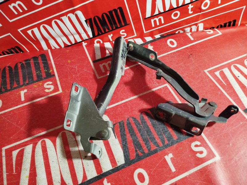 Петля (Шарнир капота), 2900 рублей, Красноярск