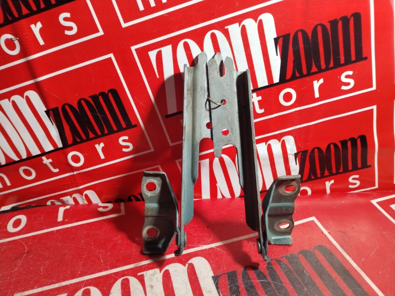 Петля (Шарнир капота), 500 рублей, Красноярск