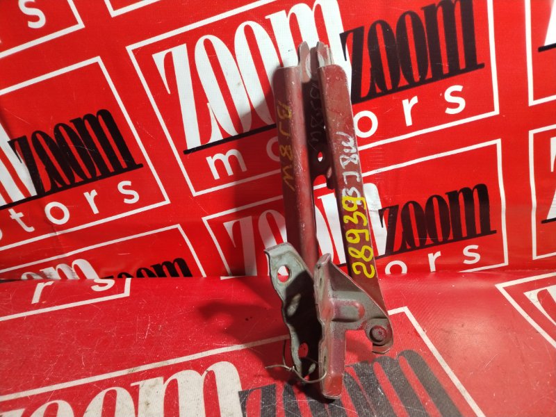 Петля (Шарнир капота), 500 рублей, Красноярск