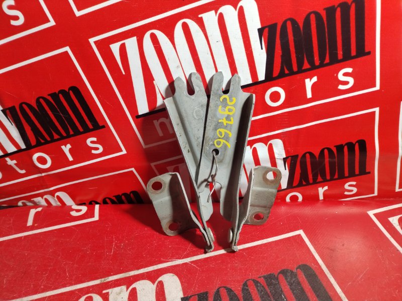 Петля (Шарнир капота), 500 рублей, Красноярск