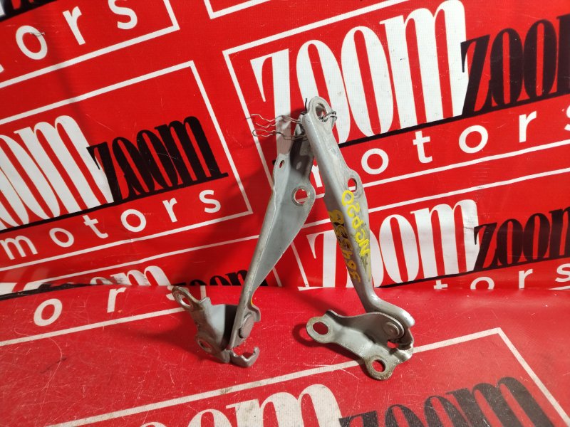 Петля (Шарнир капота), 300 рублей, Красноярск