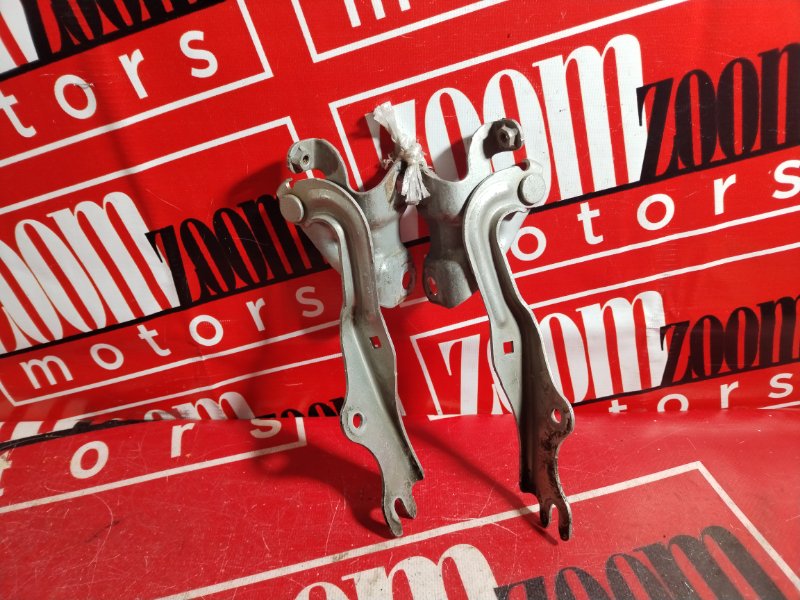 Петля (Шарнир капота), 400 рублей, Красноярск