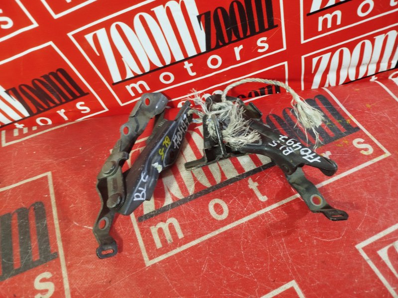 Петля (Шарнир капота), 600 рублей, Красноярск