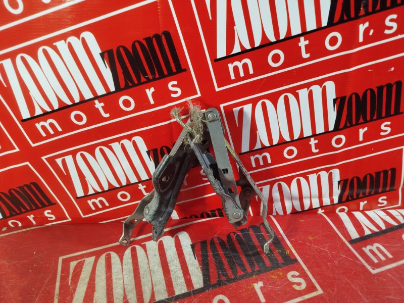 Петля (Шарнир капота), 600 рублей, Красноярск