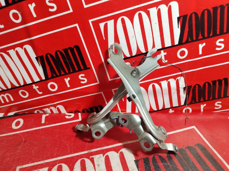 Петля (Шарнир капота), 800 рублей, Красноярск