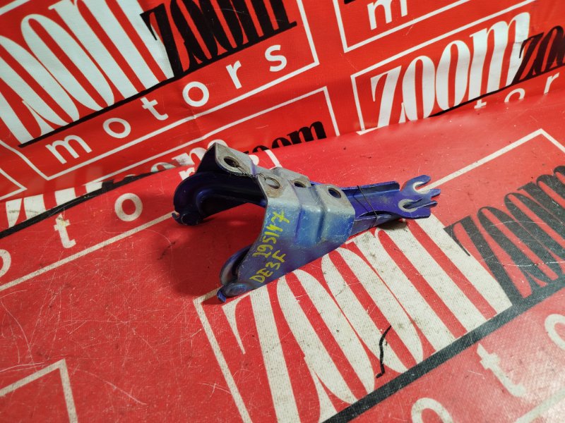 Петля (Шарнир капота), 500 рублей, Красноярск