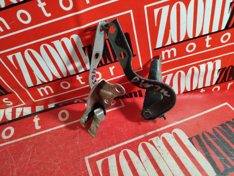 Петля (Шарнир капота), 1000 рублей, Красноярск