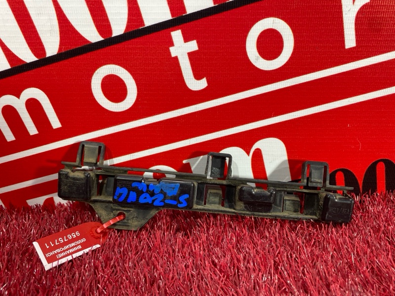 Кронштейн порога, 500 рублей, Солонцы