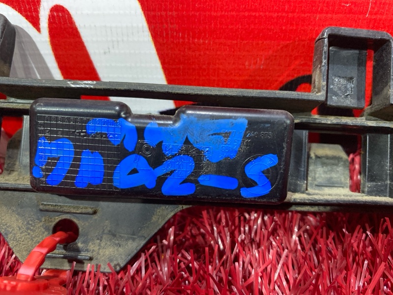 Кронштейн порога, 500 рублей, Солонцы