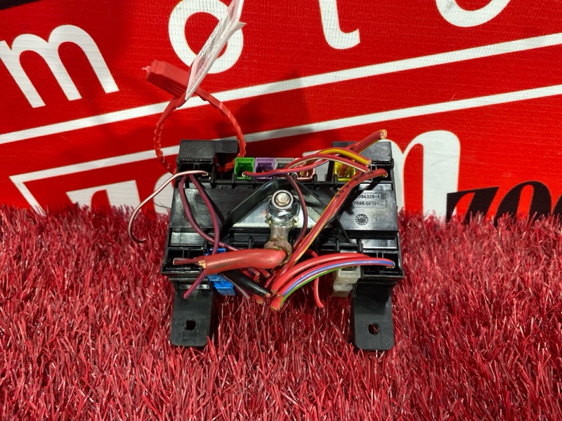 Блок реле и предохранителей, 1000 рублей, Солонцы