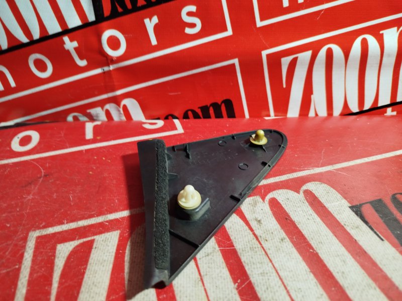 Уголок крыла, 1000 рублей, Красноярск