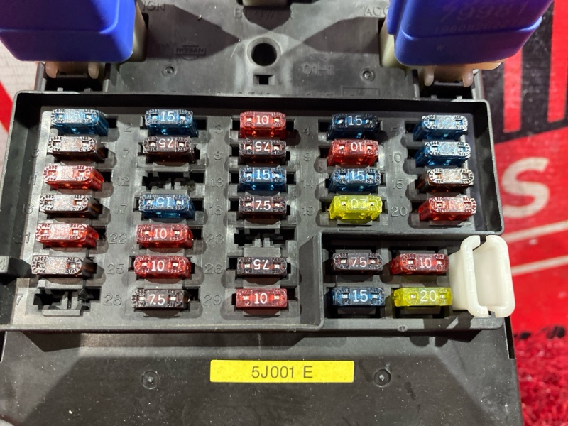 Блок реле и предохранителей, 500 рублей, Красноярск