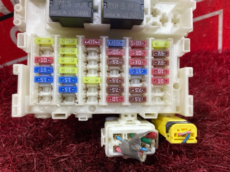 Блок реле и предохранителей, 2400 рублей, Красноярск