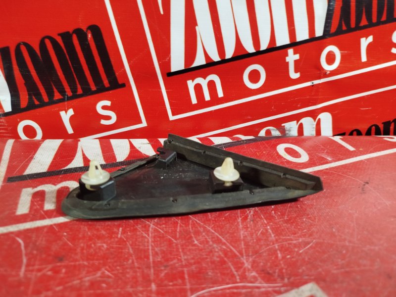 Уголок крыла, 300 рублей, Красноярск