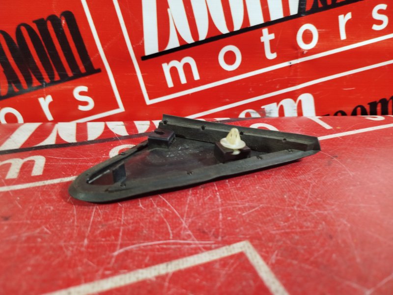 Уголок крыла, 300 рублей, Красноярск