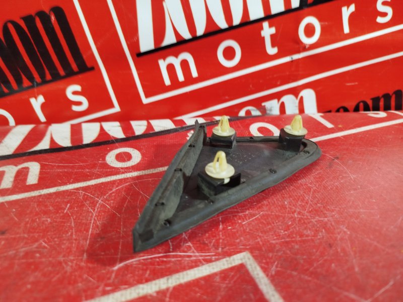 Уголок крыла, 300 рублей, Красноярск