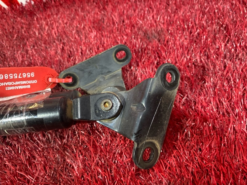 Амортизатор багажника, 500 рублей, Красноярск