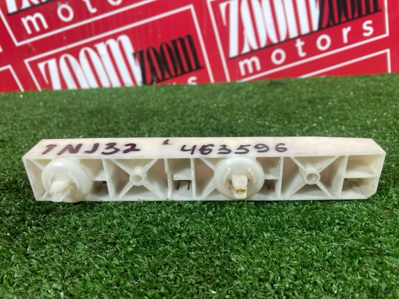 Кронштейн бампера, 500 рублей, Солонцы