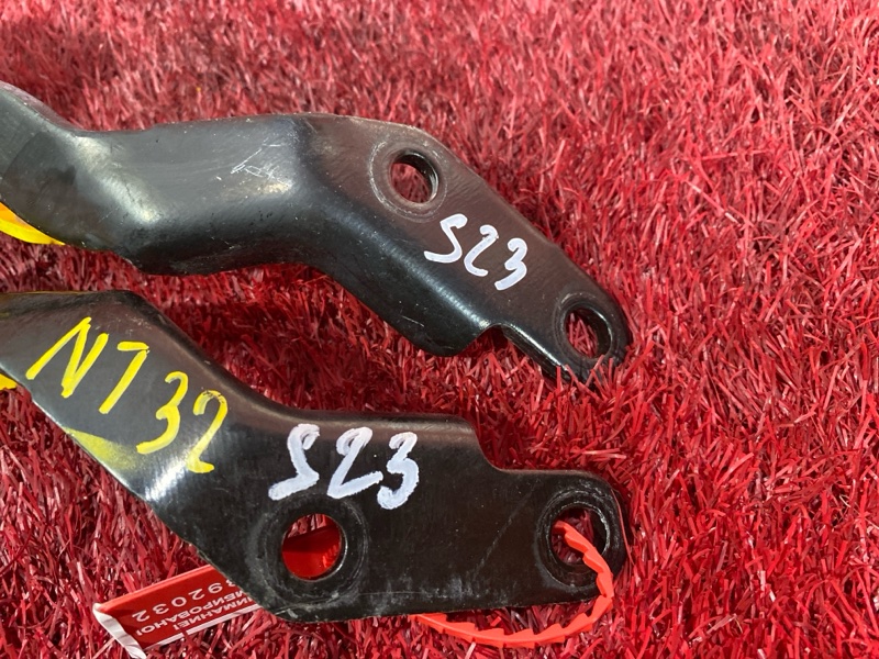 Петля (Шарнир капота), 5700 рублей, Красноярск