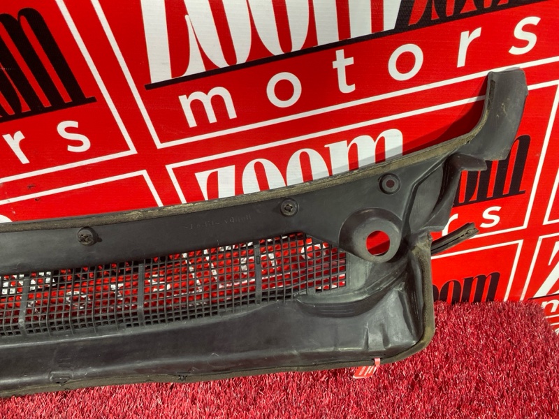 Решетка под лобовое стекло, 500 рублей, Красноярск