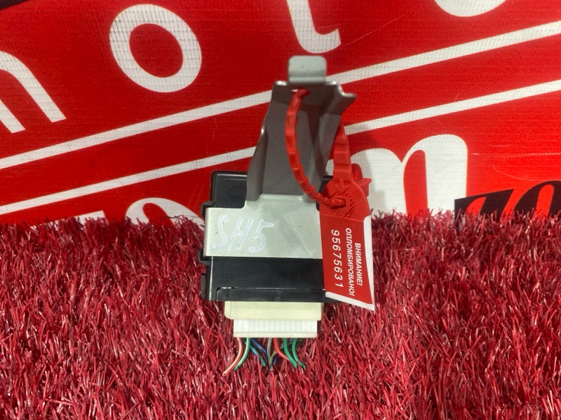 Блок управления регулировки фар, 1000 рублей, Красноярск