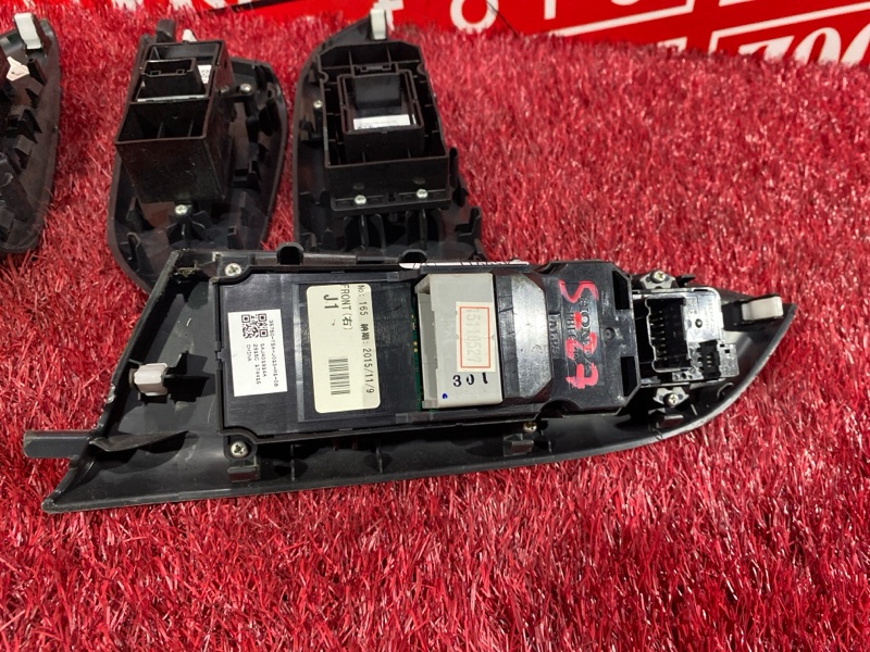 Блок управления стеклоподъемниками, 2900 рублей, Красноярск