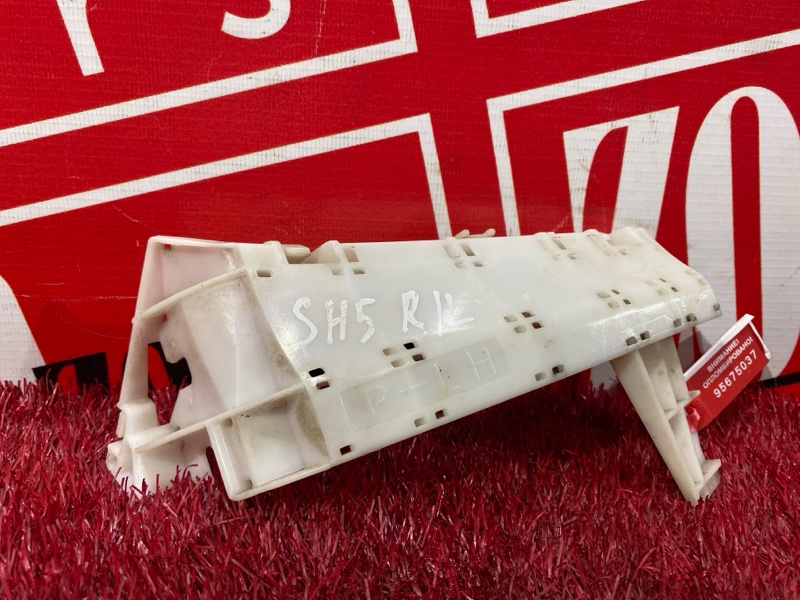 Кронштейн бампера, 700 рублей, Красноярск