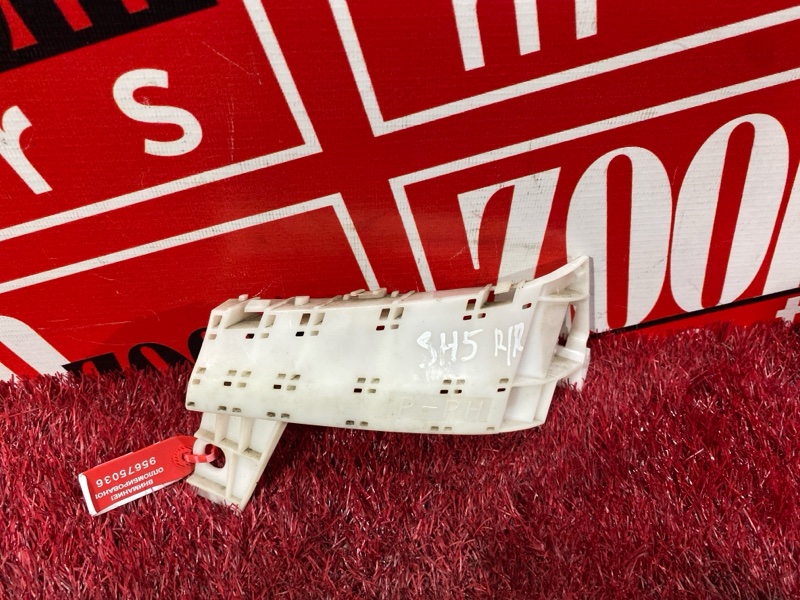 Кронштейн бампера, 700 рублей, Красноярск